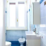 Hostly - Sant'orsola Apartman *